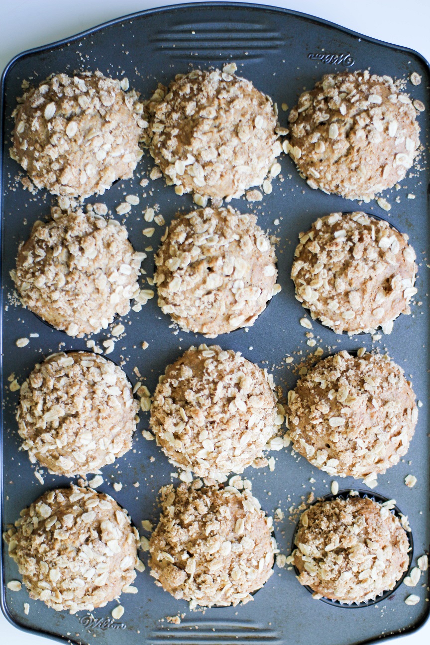 Baked Vegan Banana Nut Muffins with Oat topping- Recipe Righter